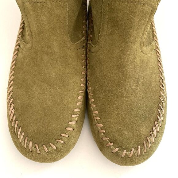 Anthropologie Latigo Olive Green Suede Moccasin Boho Bootie sz 9.5 Cottagecore - Picture 4 of 9